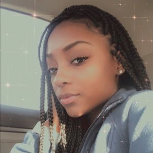 Meet your Posher, Janiya